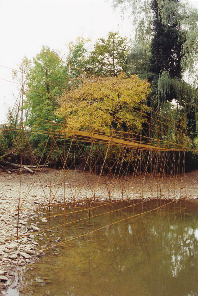 Pierre Courtois · Par delà · Intégration sur la Meuse en chômage, , l’art au gué Hastière par delà (B) · 1998