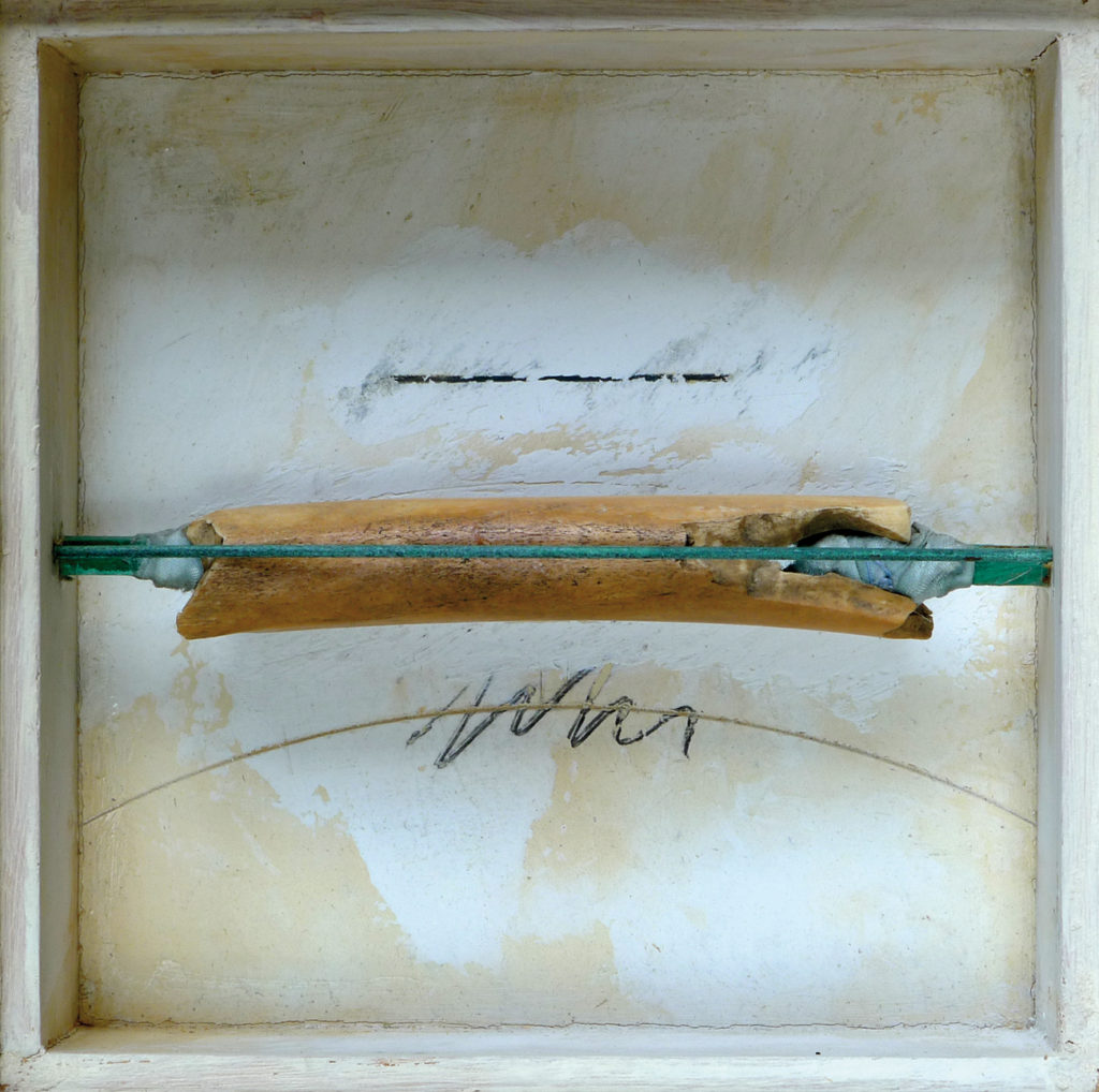 Pierre Courtois · Sans titre · Boîte, technique mixte, 13 x 13 x 4 cm · 1993
