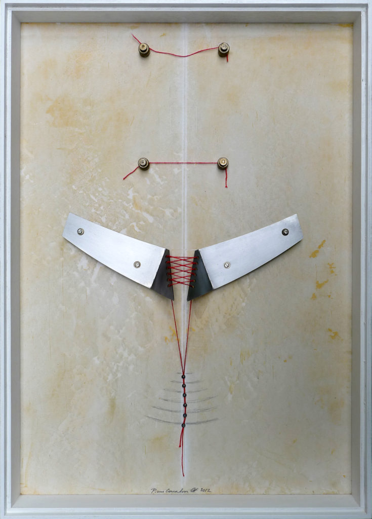 Pierre Courtois – Sans titre - Boîte, techniques mixtes, papier couture et métal – 65 x 46 x 5 cm - 2012