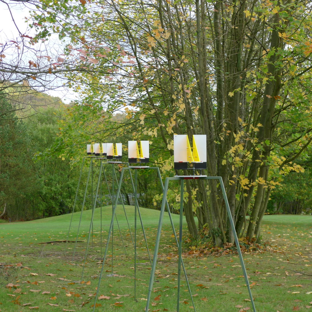 Pierre Courtois. Fore, Points de suspension – Sculptures in situ - Green Art Rougemont - Golf de Rougemont, Profondeville (BE) - 2017